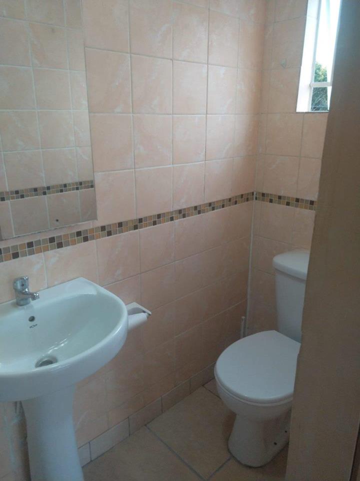 To Let 1 Bedroom Property for Rent in Fichardt Park Free State